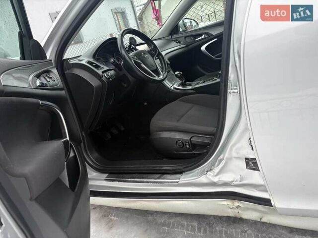 Сірий Опель Інсігнія, об'ємом двигуна 1.96 л та пробігом 257 тис. км за 6850 $, фото 12 на Automoto.ua