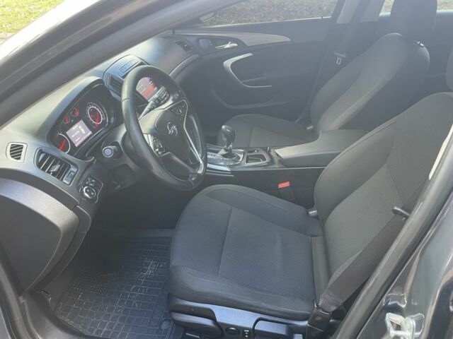 Серый Опель Инсигния, объемом двигателя 1.6 л и пробегом 238 тыс. км за 9700 $, фото 16 на Automoto.ua