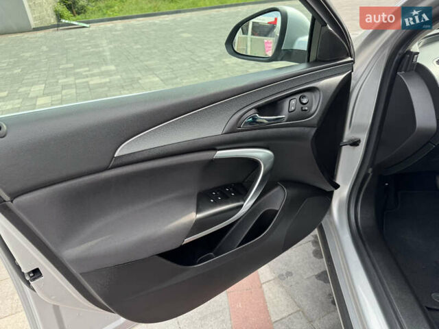 Серый Опель Инсигния, объемом двигателя 1.96 л и пробегом 231 тыс. км за 9999 $, фото 27 на Automoto.ua