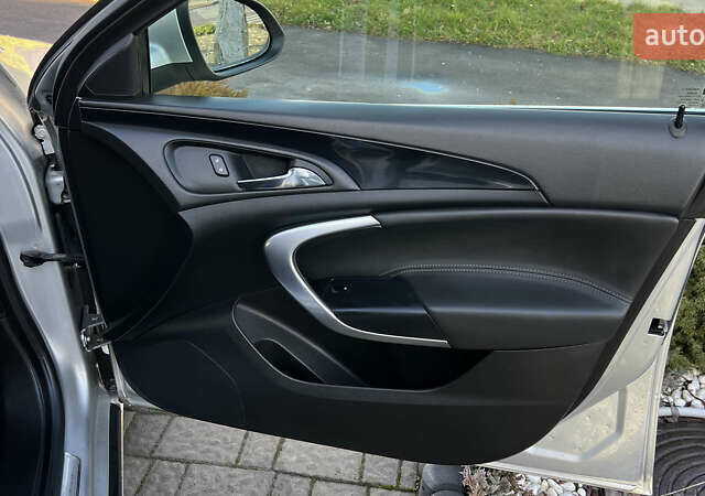 Серый Опель Инсигния, объемом двигателя 1.6 л и пробегом 249 тыс. км за 9500 $, фото 32 на Automoto.ua