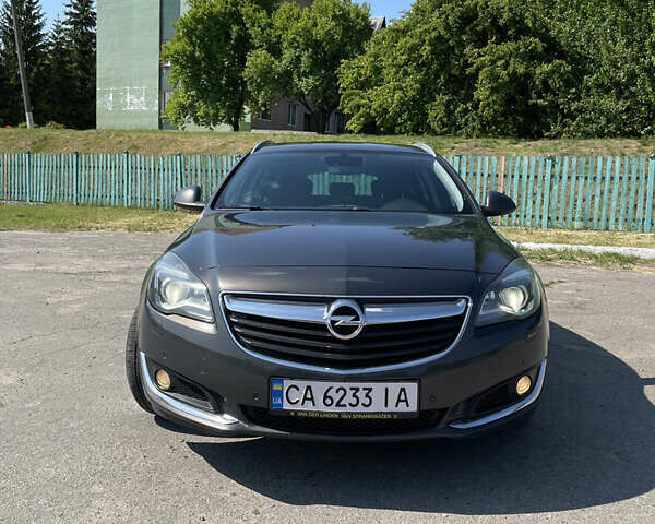 Сірий Опель Інсігнія, об'ємом двигуна 1.96 л та пробігом 297 тис. км за 11000 $, фото 5 на Automoto.ua