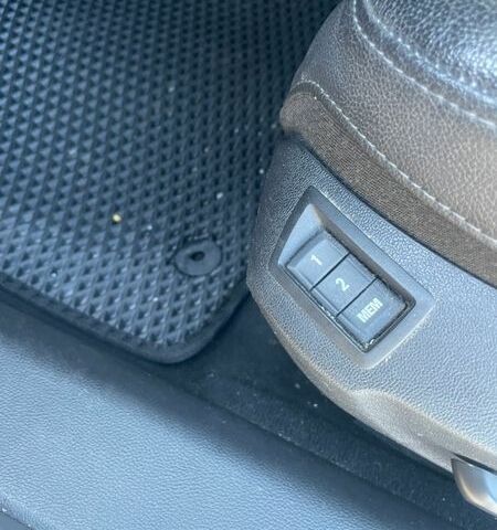 Сірий Опель Інсігнія, об'ємом двигуна 1.6 л та пробігом 266 тис. км за 7700 $, фото 13 на Automoto.ua