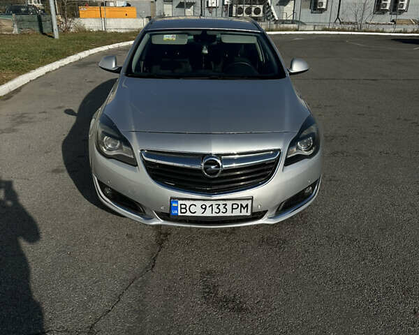 Сірий Опель Інсігнія, об'ємом двигуна 1.6 л та пробігом 249 тис. км за 9800 $, фото 2 на Automoto.ua