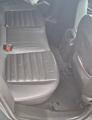 Сірий Опель Інсігнія, об'ємом двигуна 1.6 л та пробігом 280 тис. км за 10800 $, фото 9 на Automoto.ua