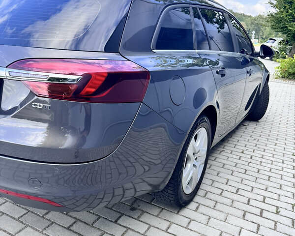 Серый Опель Инсигния, объемом двигателя 1.96 л и пробегом 251 тыс. км за 8800 $, фото 4 на Automoto.ua