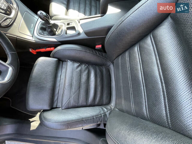 Сірий Опель Інсігнія, об'ємом двигуна 1.96 л та пробігом 297 тис. км за 11000 $, фото 126 на Automoto.ua