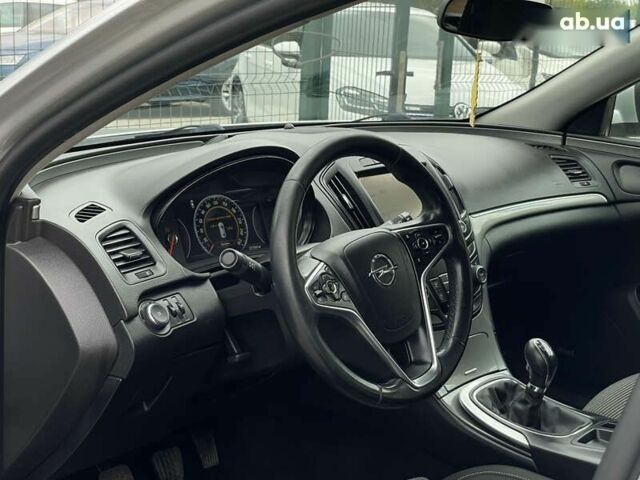 Опель Инсигния 2015 в Бердичеве на Automoto.ua Серый Опель Инсигния, объемом двигателя 2 л и пробегом 227 тыс. км за 10155 $, фото 23 на Automoto.ua