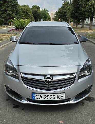 Сірий Опель Інсігнія, об'ємом двигуна 1.96 л та пробігом 249 тис. км за 13100 $, фото 6 на Automoto.ua