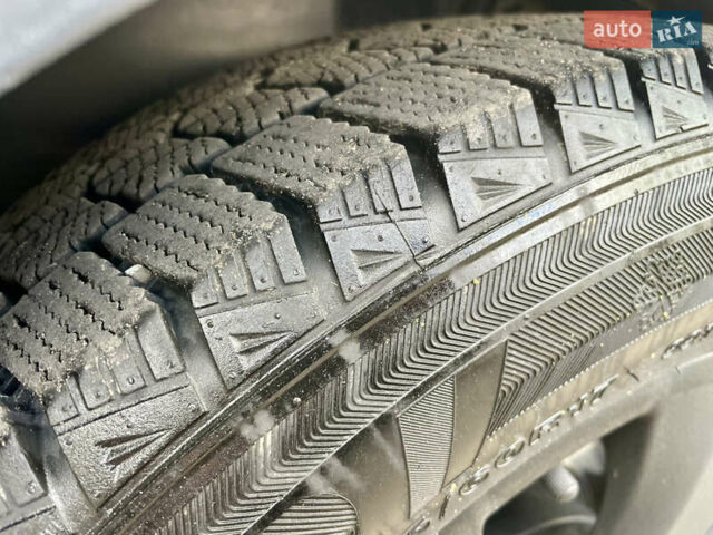 Серый Опель Инсигния, объемом двигателя 1.6 л и пробегом 238 тыс. км за 9700 $, фото 18 на Automoto.ua