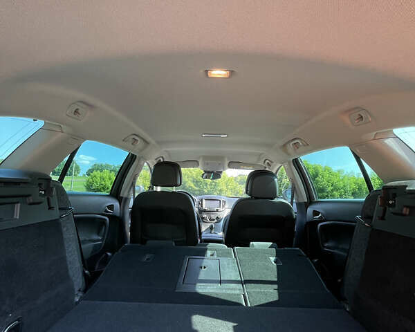 Сірий Опель Інсігнія, об'ємом двигуна 1.96 л та пробігом 297 тис. км за 11000 $, фото 144 на Automoto.ua