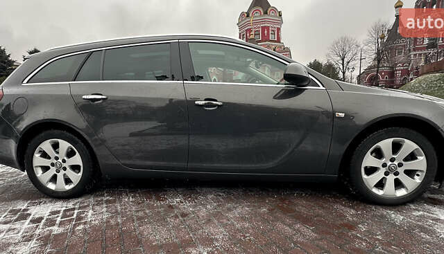 Серый Опель Инсигния, объемом двигателя 2 л и пробегом 228 тыс. км за 13500 $, фото 5 на Automoto.ua