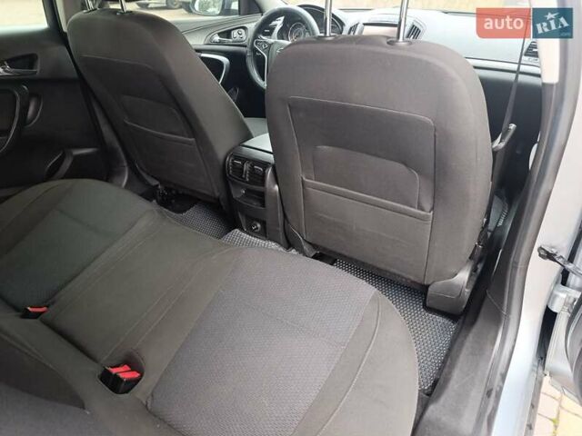 Серый Опель Инсигния, объемом двигателя 2 л и пробегом 259 тыс. км за 9150 $, фото 37 на Automoto.ua