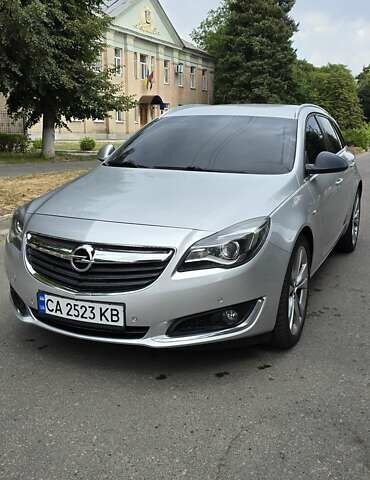 Сірий Опель Інсігнія, об'ємом двигуна 1.96 л та пробігом 249 тис. км за 13100 $, фото 2 на Automoto.ua