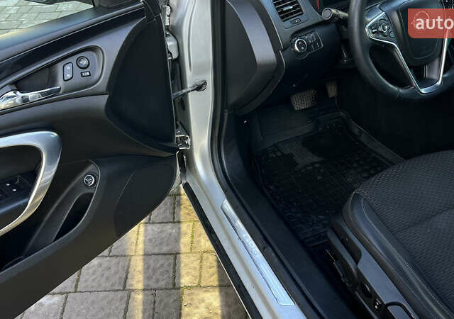 Серый Опель Инсигния, объемом двигателя 1.6 л и пробегом 249 тыс. км за 9500 $, фото 22 на Automoto.ua