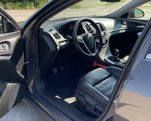 Сірий Опель Інсігнія, об'ємом двигуна 1.96 л та пробігом 297 тис. км за 11000 $, фото 86 на Automoto.ua