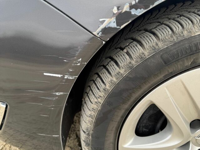 Сірий Опель Інсігнія, об'ємом двигуна 2 л та пробігом 240 тис. км за 9000 $, фото 15 на Automoto.ua