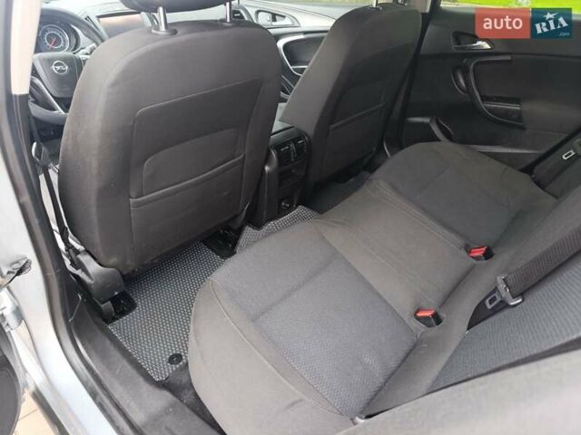 Серый Опель Инсигния, объемом двигателя 2 л и пробегом 259 тыс. км за 9150 $, фото 42 на Automoto.ua