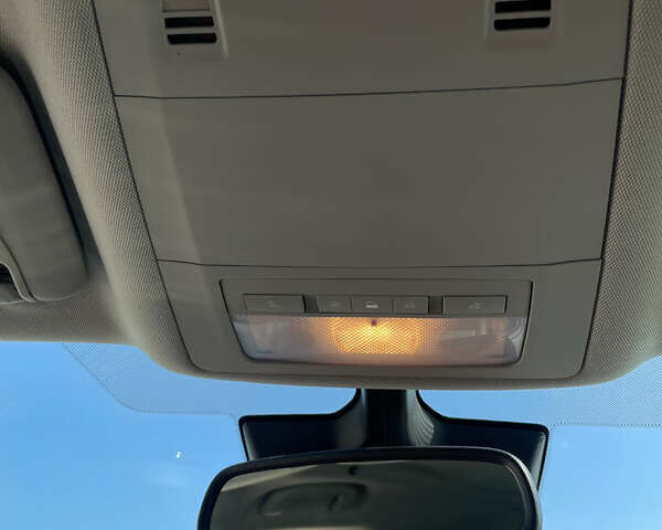 Сірий Опель Інсігнія, об'ємом двигуна 1.96 л та пробігом 297 тис. км за 11000 $, фото 97 на Automoto.ua