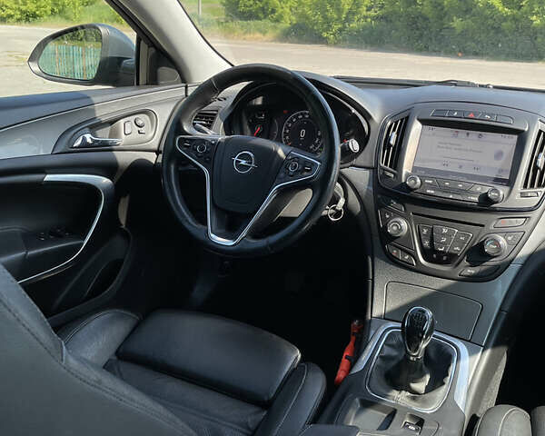 Сірий Опель Інсігнія, об'ємом двигуна 1.96 л та пробігом 297 тис. км за 11000 $, фото 130 на Automoto.ua