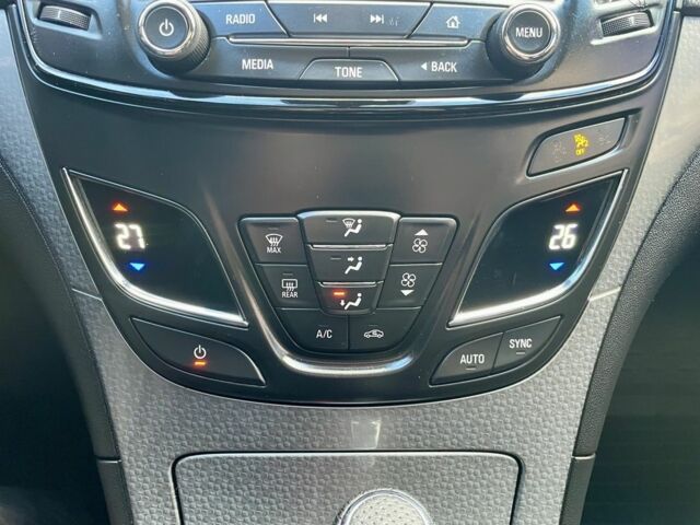 Серый Опель Инсигния, объемом двигателя 1.6 л и пробегом 238 тыс. км за 9700 $, фото 11 на Automoto.ua