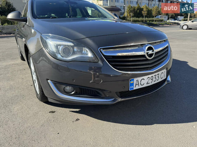 Сірий Опель Інсігнія, об'ємом двигуна 1.96 л та пробігом 273 тис. км за 10000 $, фото 2 на Automoto.ua