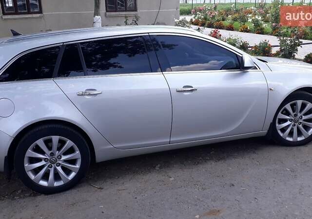 Сірий Опель Інсігнія, об'ємом двигуна 2 л та пробігом 237 тис. км за 12000 $, фото 14 на Automoto.ua