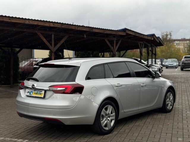 Серый Опель Инсигния, объемом двигателя 0 л и пробегом 215 тыс. км за 10750 $, фото 3 на Automoto.ua