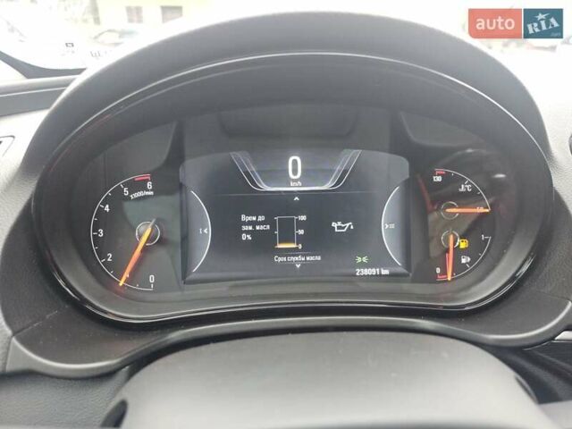 Серый Опель Инсигния, объемом двигателя 1.6 л и пробегом 237 тыс. км за 11150 $, фото 23 на Automoto.ua