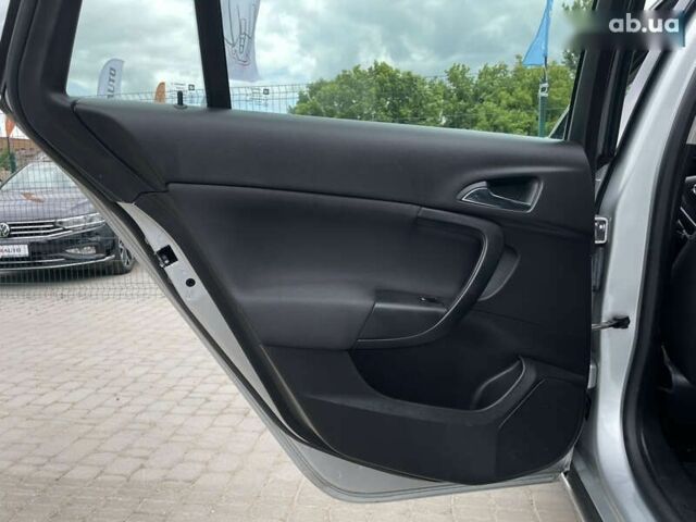 Опель Инсигния 2015 в Бердичеве на Automoto.ua Серый Опель Инсигния, объемом двигателя 2 л и пробегом 227 тыс. км за 10155 $, фото 25 на Automoto.ua