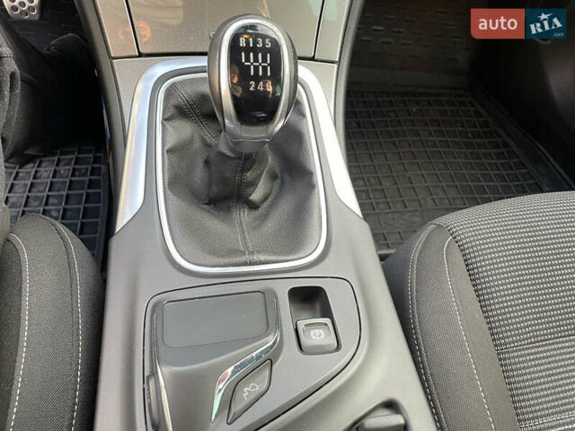 Серый Опель Инсигния, объемом двигателя 1.96 л и пробегом 212 тыс. км за 11999 $, фото 18 на Automoto.ua