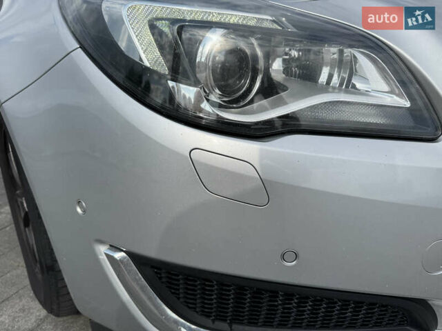 Серый Опель Инсигния, объемом двигателя 1.96 л и пробегом 231 тыс. км за 9999 $, фото 5 на Automoto.ua