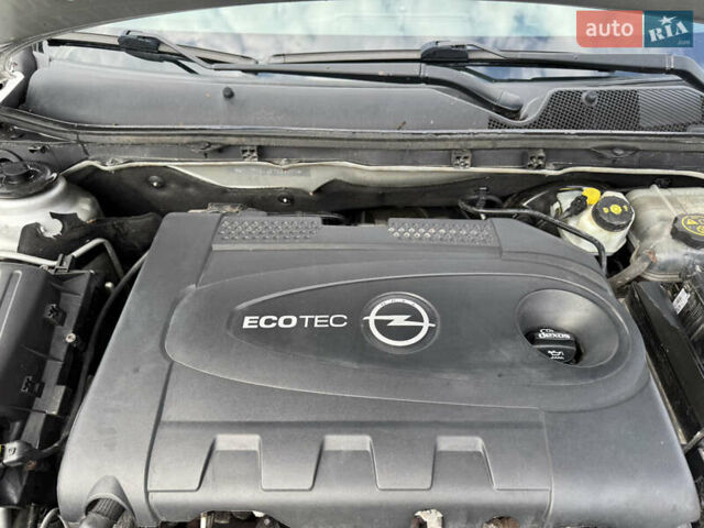 Серый Опель Инсигния, объемом двигателя 1.96 л и пробегом 231 тыс. км за 9999 $, фото 40 на Automoto.ua