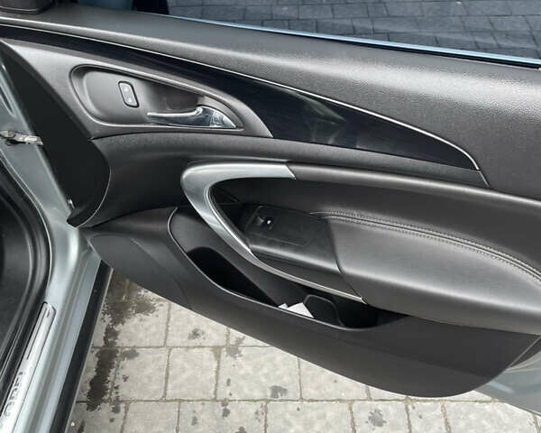 Сірий Опель Інсігнія, об'ємом двигуна 1.96 л та пробігом 290 тис. км за 12500 $, фото 17 на Automoto.ua