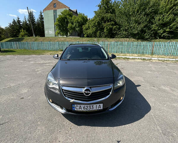 Сірий Опель Інсігнія, об'ємом двигуна 1.96 л та пробігом 297 тис. км за 11000 $, фото 6 на Automoto.ua