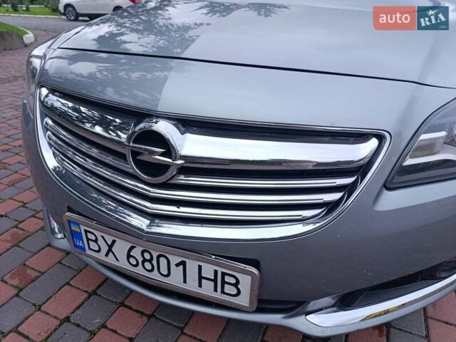Серый Опель Инсигния, объемом двигателя 2 л и пробегом 259 тыс. км за 9799 $, фото 4 на Automoto.ua