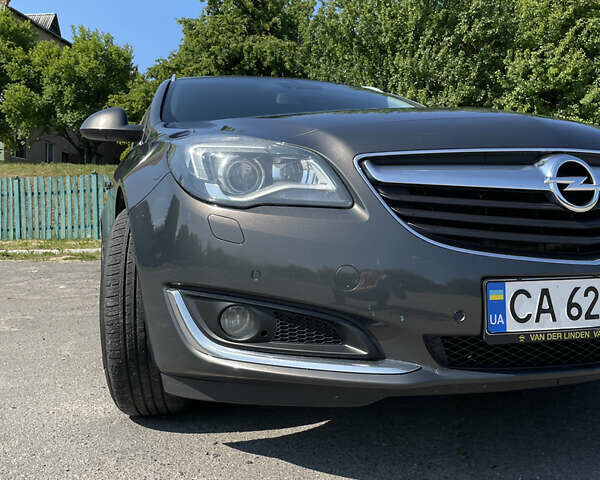 Сірий Опель Інсігнія, об'ємом двигуна 1.96 л та пробігом 297 тис. км за 11000 $, фото 13 на Automoto.ua