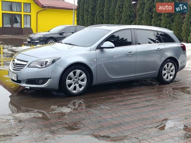 Сірий Опель Інсігнія, об'ємом двигуна 2 л та пробігом 259 тис. км за 9350 $, фото 4 на Automoto.ua