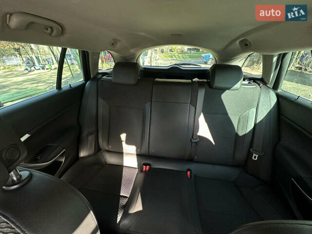 Сірий Опель Інсігнія, об'ємом двигуна 1.6 л та пробігом 249 тис. км за 9800 $, фото 29 на Automoto.ua