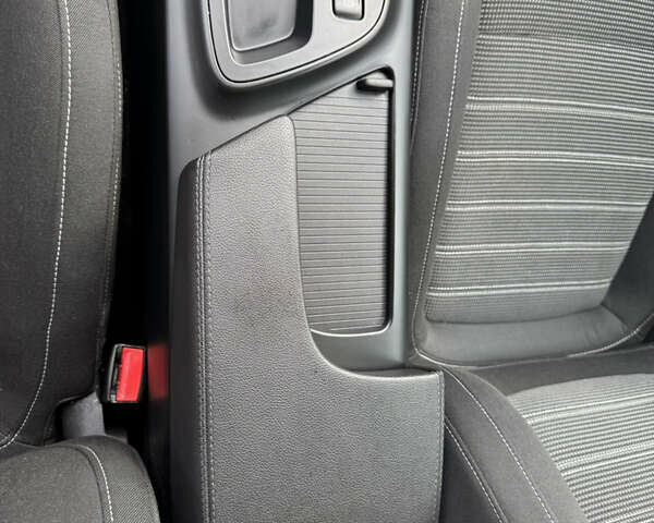 Серый Опель Инсигния, объемом двигателя 1.96 л и пробегом 231 тыс. км за 9999 $, фото 36 на Automoto.ua