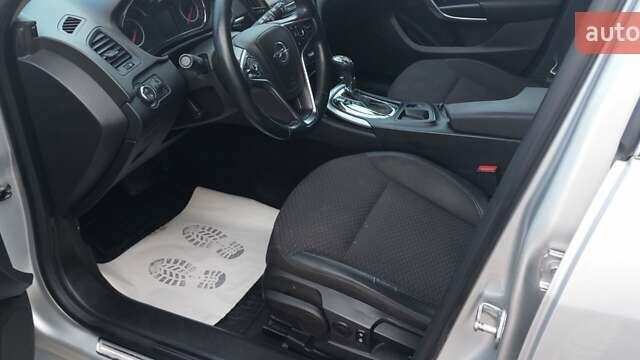 Опель Инсигния 2015 в Тячеве на Automoto.ua Серый Опель Инсигния, объемом двигателя 2 л и пробегом 210 тыс. км за 8800 $, фото 16 на Automoto.ua