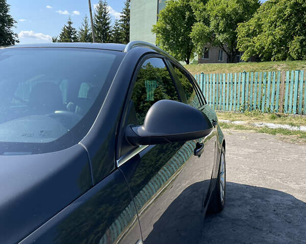 Сірий Опель Інсігнія, об'ємом двигуна 1.96 л та пробігом 297 тис. км за 11000 $, фото 53 на Automoto.ua