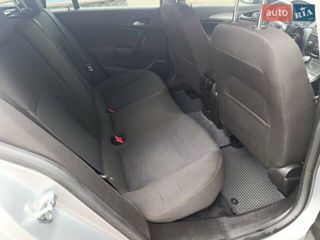 Серый Опель Инсигния, объемом двигателя 2 л и пробегом 259 тыс. км за 9150 $, фото 38 на Automoto.ua