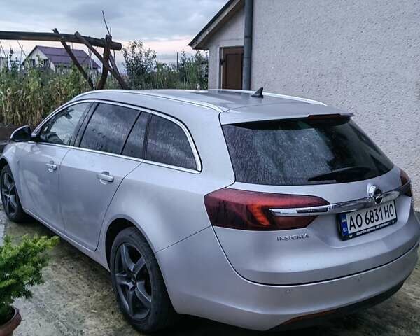 Серый Опель Инсигния, объемом двигателя 1.96 л и пробегом 239 тыс. км за 10000 $, фото 10 на Automoto.ua