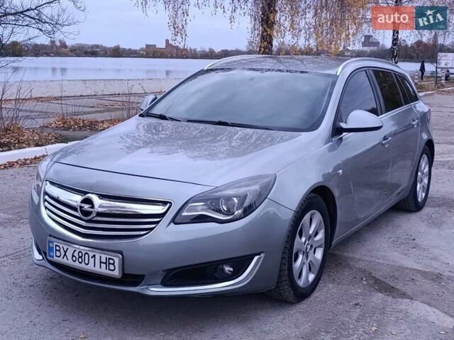 Сірий Опель Інсігнія, об'ємом двигуна 2 л та пробігом 259 тис. км за 9350 $, фото 2 на Automoto.ua