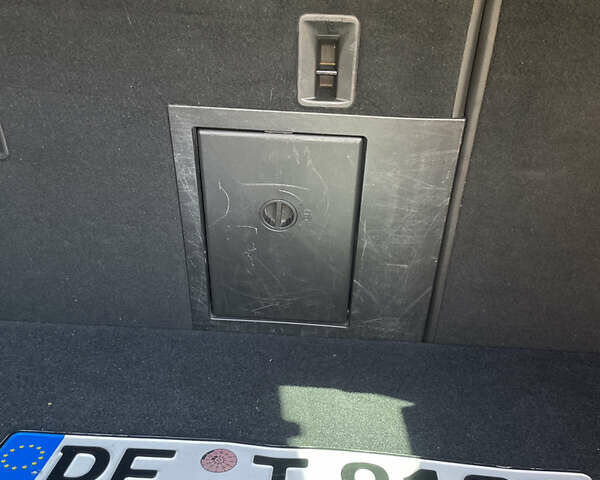 Сірий Опель Інсігнія, об'ємом двигуна 1.96 л та пробігом 297 тис. км за 11000 $, фото 81 на Automoto.ua