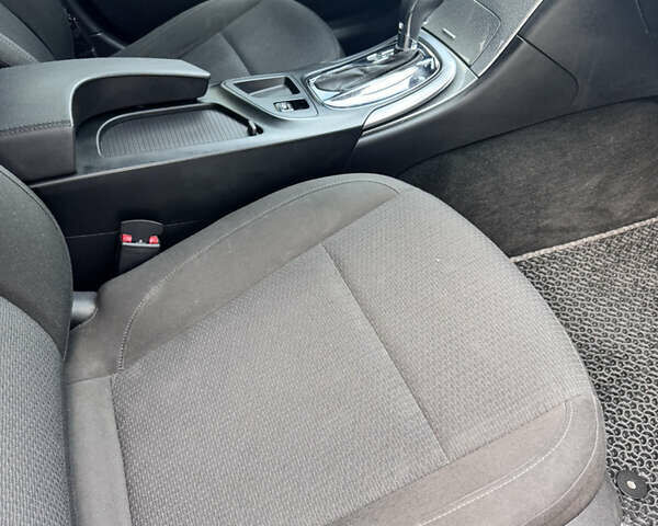 Сірий Опель Інсігнія, об'ємом двигуна 1.96 л та пробігом 251 тис. км за 8800 $, фото 11 на Automoto.ua