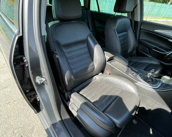 Сірий Опель Інсігнія, об'ємом двигуна 1.96 л та пробігом 297 тис. км за 11000 $, фото 77 на Automoto.ua