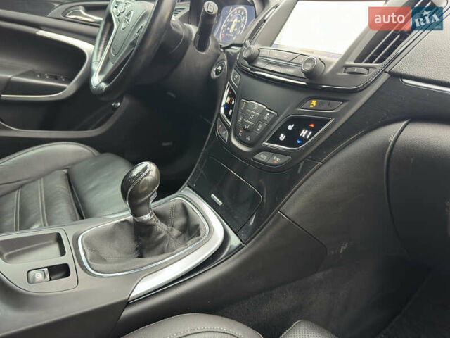 Серый Опель Инсигния, объемом двигателя 1.96 л и пробегом 213 тыс. км за 9900 $, фото 10 на Automoto.ua