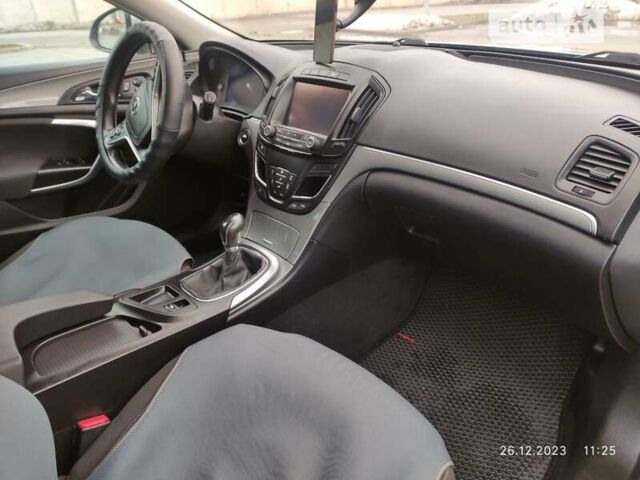 Серый Опель Инсигния, объемом двигателя 1.6 л и пробегом 220 тыс. км за 8700 $, фото 6 на Automoto.ua