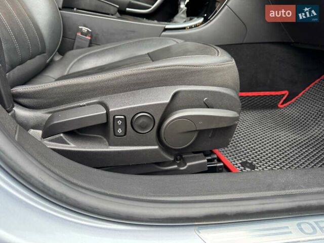 Сірий Опель Інсігнія, об'ємом двигуна 1.96 л та пробігом 176 тис. км за 14100 $, фото 16 на Automoto.ua